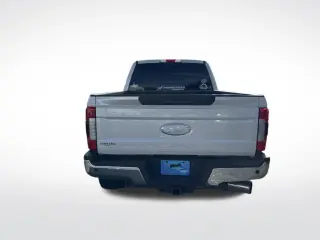 Ford F-250 Super Duty 2017 4x4 King Ranch 4 puertas Cabina Doble caja corta de 6.8 pies Pickup