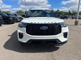 Ford Explorer 2025 AWD ST-Line SUV de 4 puertas