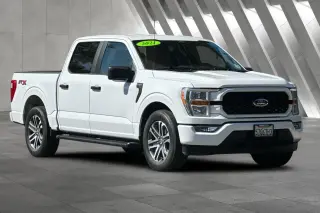 Ford F-150 2021 4x2 XL 4 puertas SuperCrew 6.5 pies Caja corta