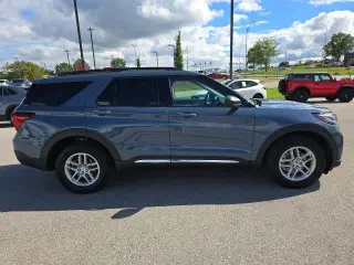 Ford Explorer 2025 AWD Active SUV de 4 puertas