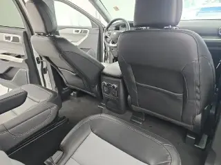 Ford Explorer 2023 XLT SUV de 4 puertas