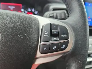 Ford Explorer 2023 XLT SUV de 4 puertas