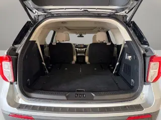 Ford Explorer 2024 AWD XLT SUV de 4 puertas