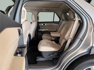 Ford Explorer 2024 AWD XLT SUV de 4 puertas