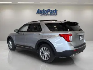 Ford Explorer 2024 AWD XLT SUV de 4 puertas