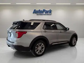Ford Explorer 2024 AWD XLT SUV de 4 puertas
