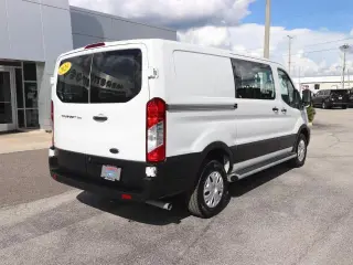 Ford Transit 2025 250 3 puertas distancia entre ejes corta techo bajo furgoneta de carga