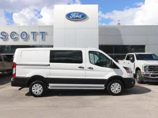 Ford Transit 2025 250 3 puertas distancia entre ejes corta techo bajo furgoneta de carga