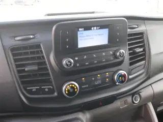 Ford Transit 2025 250 3 puertas distancia entre ejes corta techo bajo furgoneta de carga