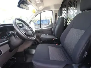Ford Transit 2025 250 3 puertas distancia entre ejes corta techo bajo furgoneta de carga