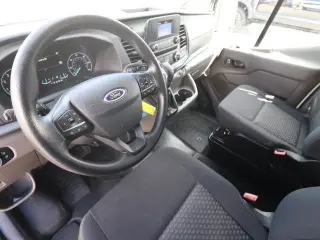 Ford Transit 2025 250 3 puertas distancia entre ejes corta techo bajo furgoneta de carga