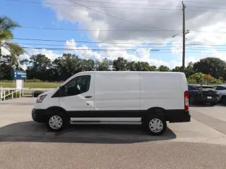 Ford Transit 2025 250 3 puertas distancia entre ejes corta techo bajo furgoneta de carga