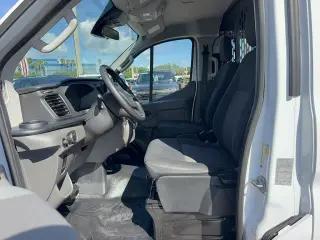 Ford Transit 2025 250 3 puertas LWB Furgón de techo bajo