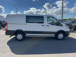Ford Transit 2025 250 3 puertas LWB Furgón de techo bajo