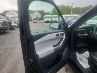 Ford Explorer 2024 AWD XLT 4dr SUV