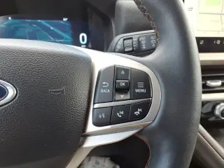 Ford Explorer 2025 AWD Active 4dr SUV