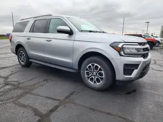 Ford Expedition MAX 2024 4x4 XLT SUV de 4 puertas