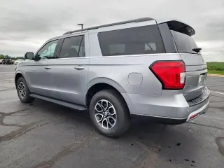 Ford Expedition MAX 2024 4x4 XLT SUV de 4 puertas