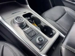 Ford Explorer 2023 AWD XLT SUV de 4 puertas
