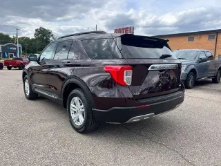 Ford Explorer 2023 AWD XLT SUV de 4 puertas