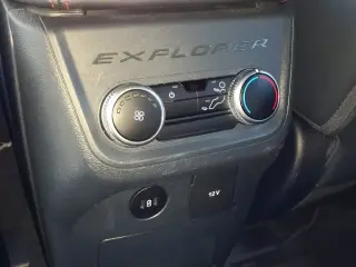 Ford Explorer 2025 AWD ST-Line SUV de 4 puertas