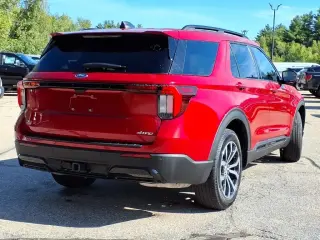Ford Explorer 2025 AWD ST-Line SUV de 4 puertas