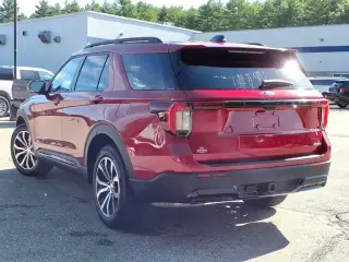 Ford Explorer 2025 AWD ST-Line SUV de 4 puertas