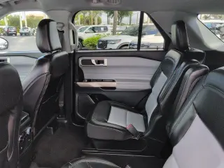 Ford Explorer 2023 AWD XLT SUV de 4 puertas
