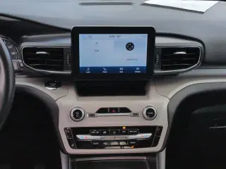 Ford Explorer 2023 AWD XLT SUV de 4 puertas