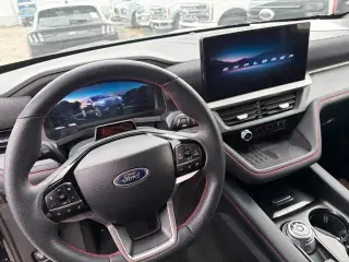 Ford Explorer 2025 ST-Line SUV de 4 puertas