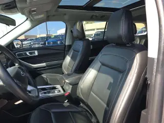 Ford Explorer 2023 AWD XLT SUV de 4 puertas