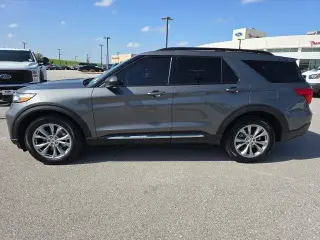 Ford Explorer 2023 AWD XLT SUV de 4 puertas