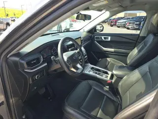 Ford Explorer 2023 AWD XLT SUV de 4 puertas