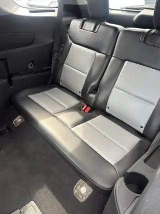 Ford Explorer 2023 AWD XLT SUV de 4 puertas