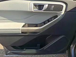 Ford Explorer 2022 AWD XLT 4dr SUV