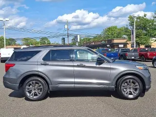 Ford Explorer 2022 AWD XLT 4dr SUV