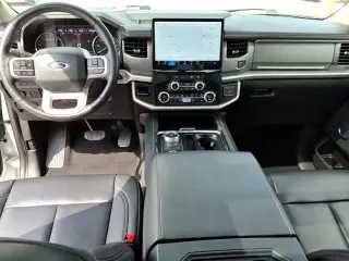 Ford Expedition 2024 4x4 XLT SUV de 4 puertas
