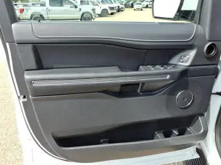 Ford Expedition 2024 4x4 XLT SUV de 4 puertas