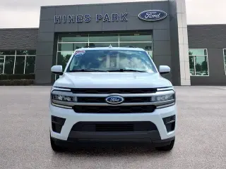 Ford Expedition 2024 4x4 XLT SUV de 4 puertas