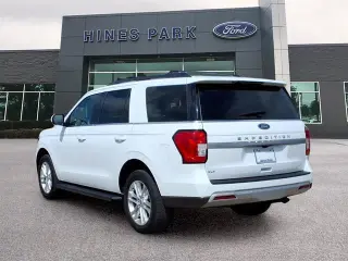 Ford Expedition 2024 4x4 XLT SUV de 4 puertas