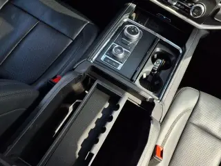 Ford Expedition 2022 4x4 XLT 4dr SUV