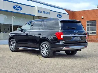 Ford Expedition 2022 4x4 XLT 4dr SUV