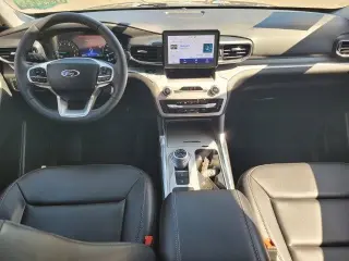 Ford Explorer 2023 XLT SUV de 4 puertas
