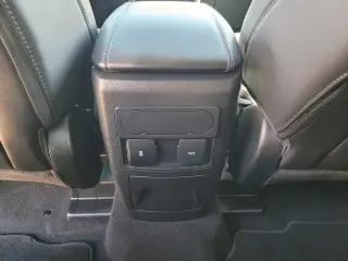 Ford Explorer 2023 XLT SUV de 4 puertas