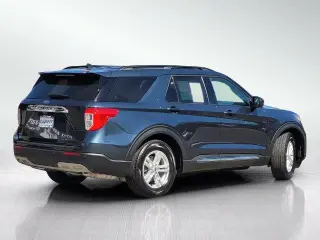 Ford Explorer 2023 XLT SUV de 4 puertas