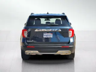 Ford Explorer 2023 XLT SUV de 4 puertas
