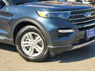 Ford Explorer 2023 XLT SUV de 4 puertas