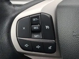 Ford Explorer 2023 AWD XLT 4dr SUV