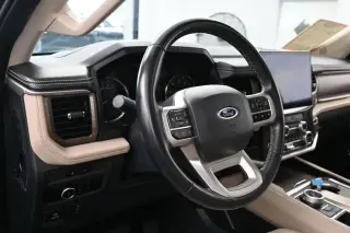 Ford Expedition 2024 4x2 Limited SUV de 4 puertas