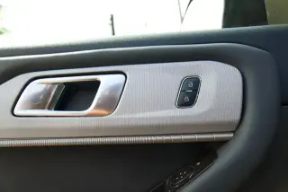 Ford Explorer 2025 AWD Active SUV de 4 puertas